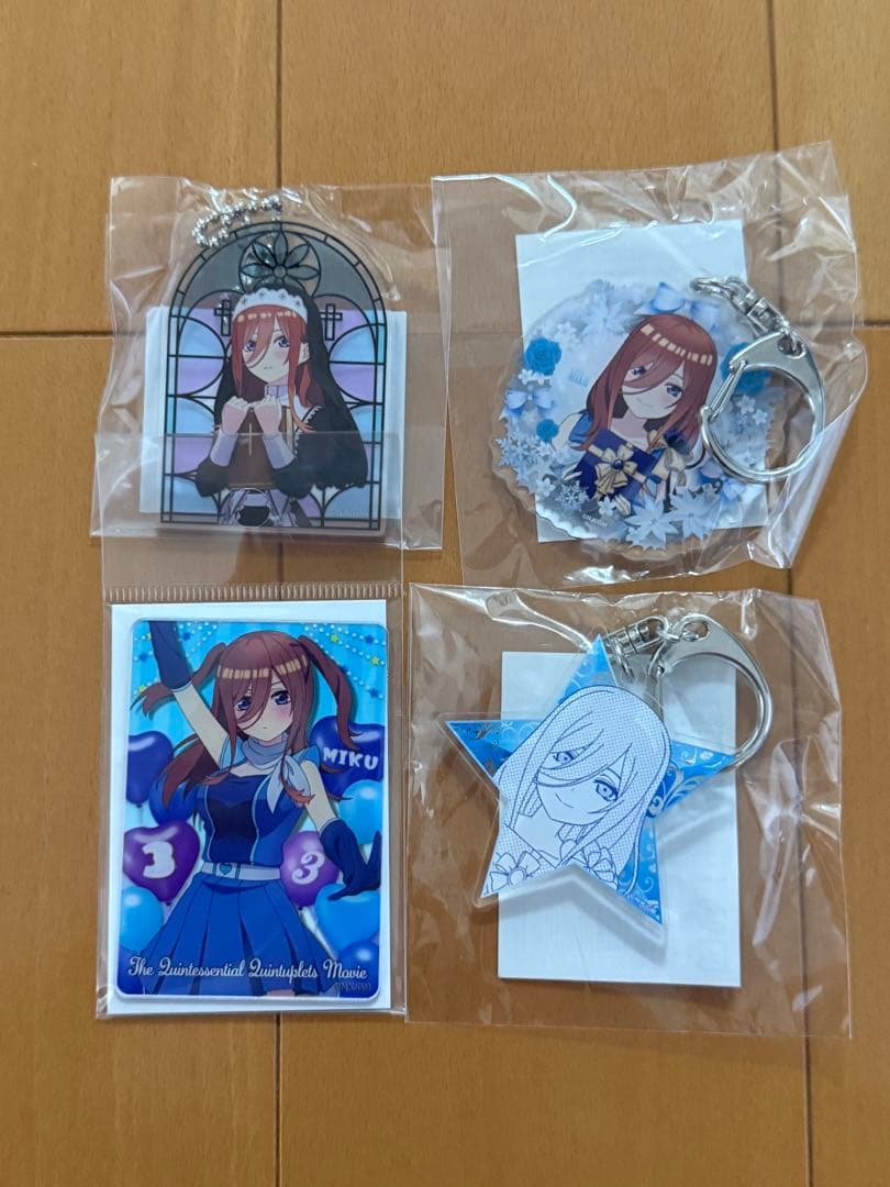 五等分の花嫁 中野三玖 アクリルスタンド