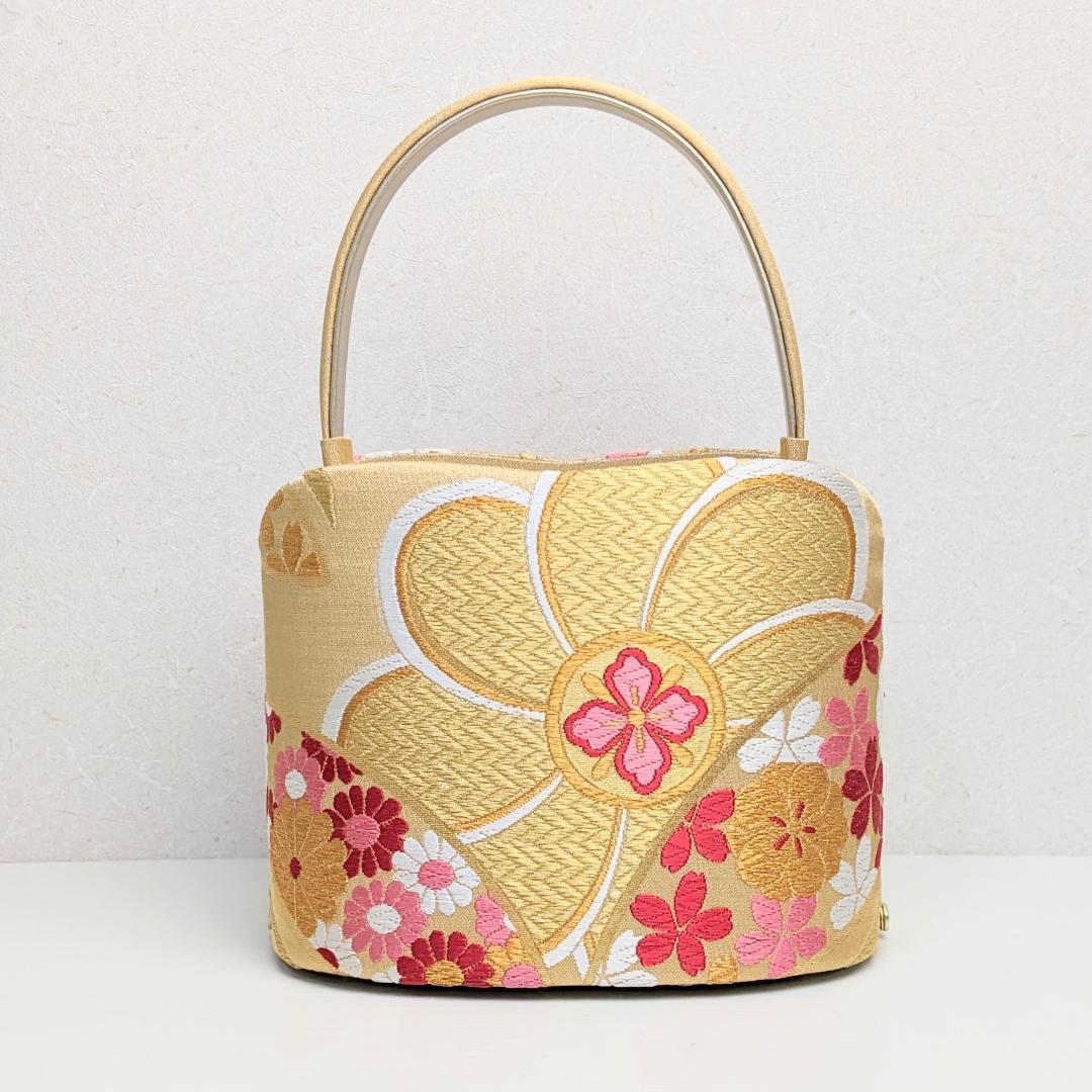 草履バッグセット 岩佐ブランド 古典 帯地 振袖用 金 フリーサイズ u84