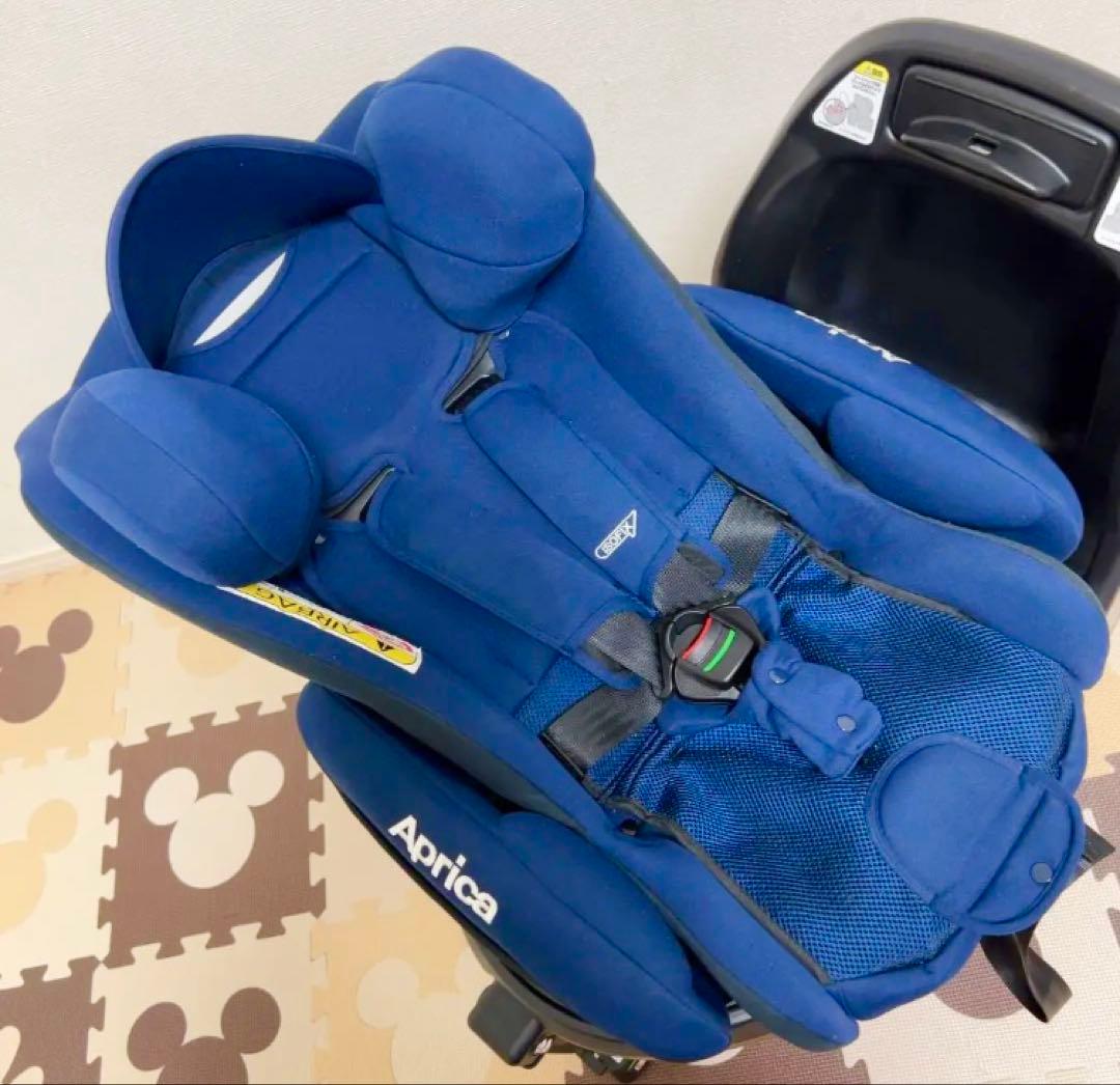 【極美品】アップリカチャイルドシート ディアターンプラスISOFIX AB