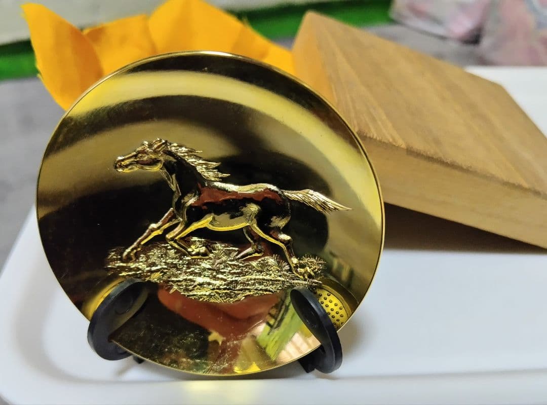 馬の彫刻 24K金メッキ 盃 - メルカリ
