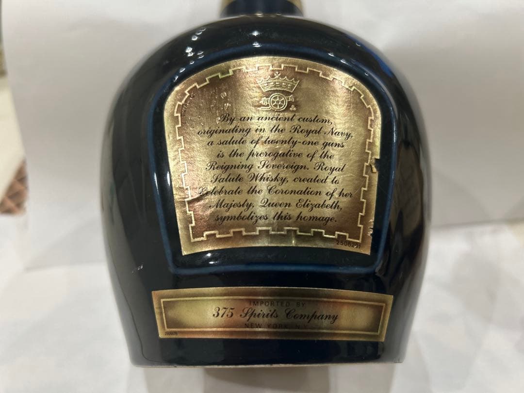 未開栓ウィスキー2本Royal Salute,Blanton Kentucky