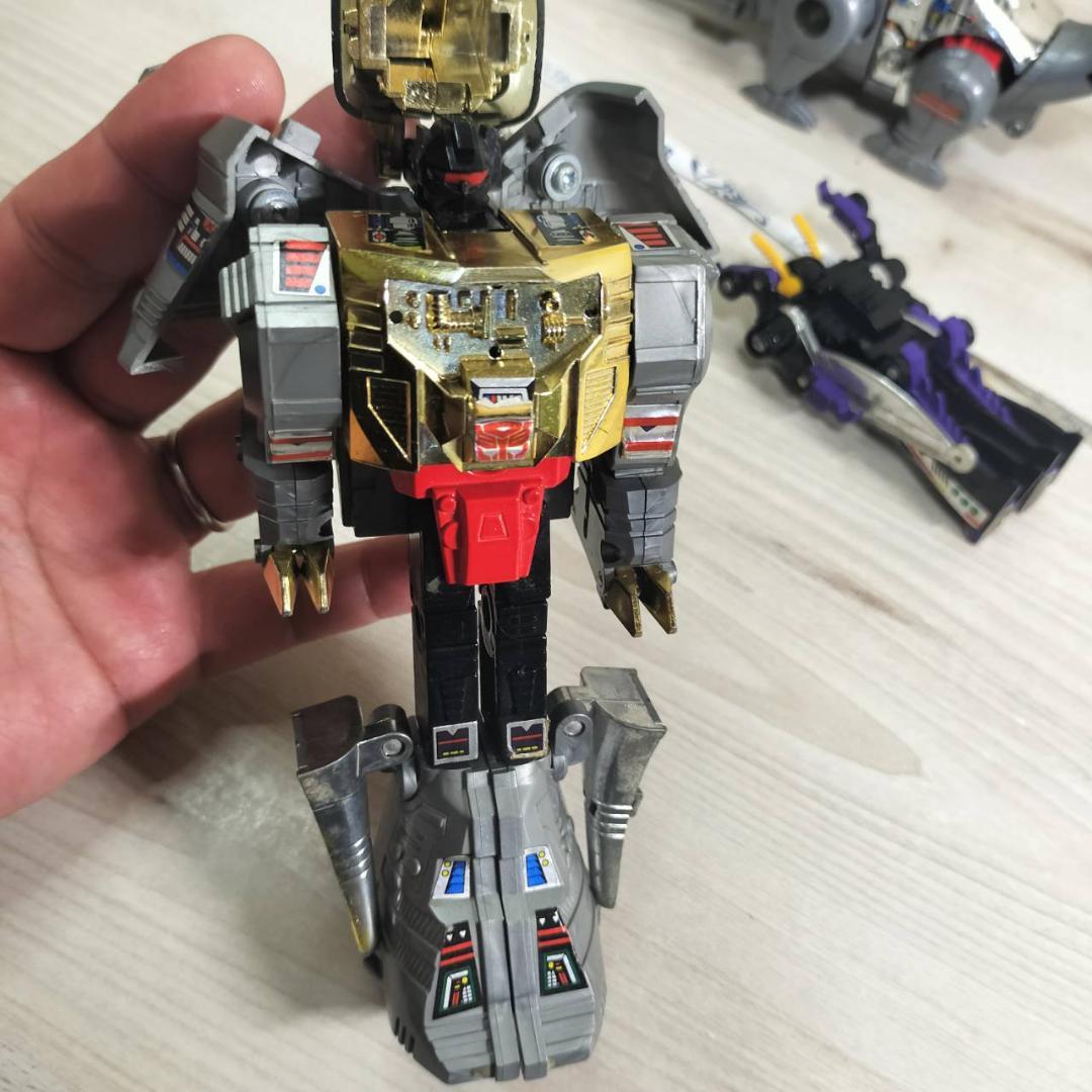 ハズブロ／タカラ　トランスフォーマーアクションフィギュア　８０年代４体