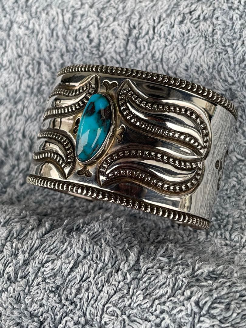 Jennifer Curtis ジェニファーカーティス ビズビー ブレスレット