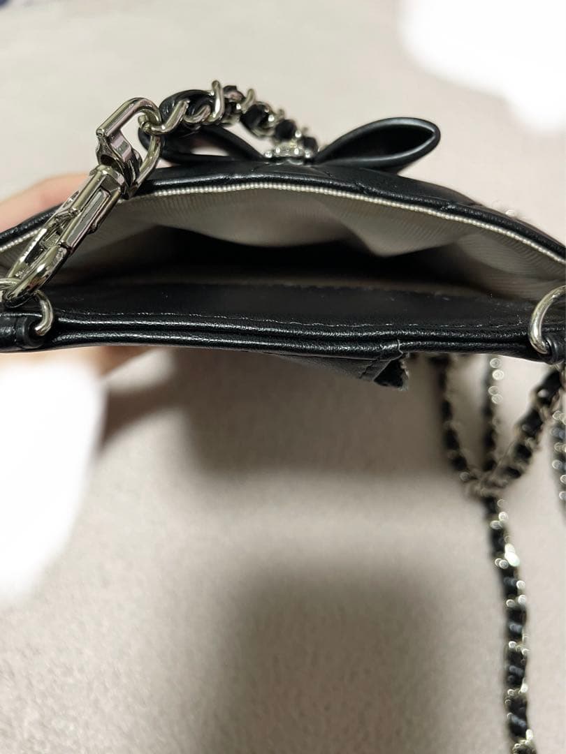 JILLSTUART キルティング ブラック スマホショルダーバッグ