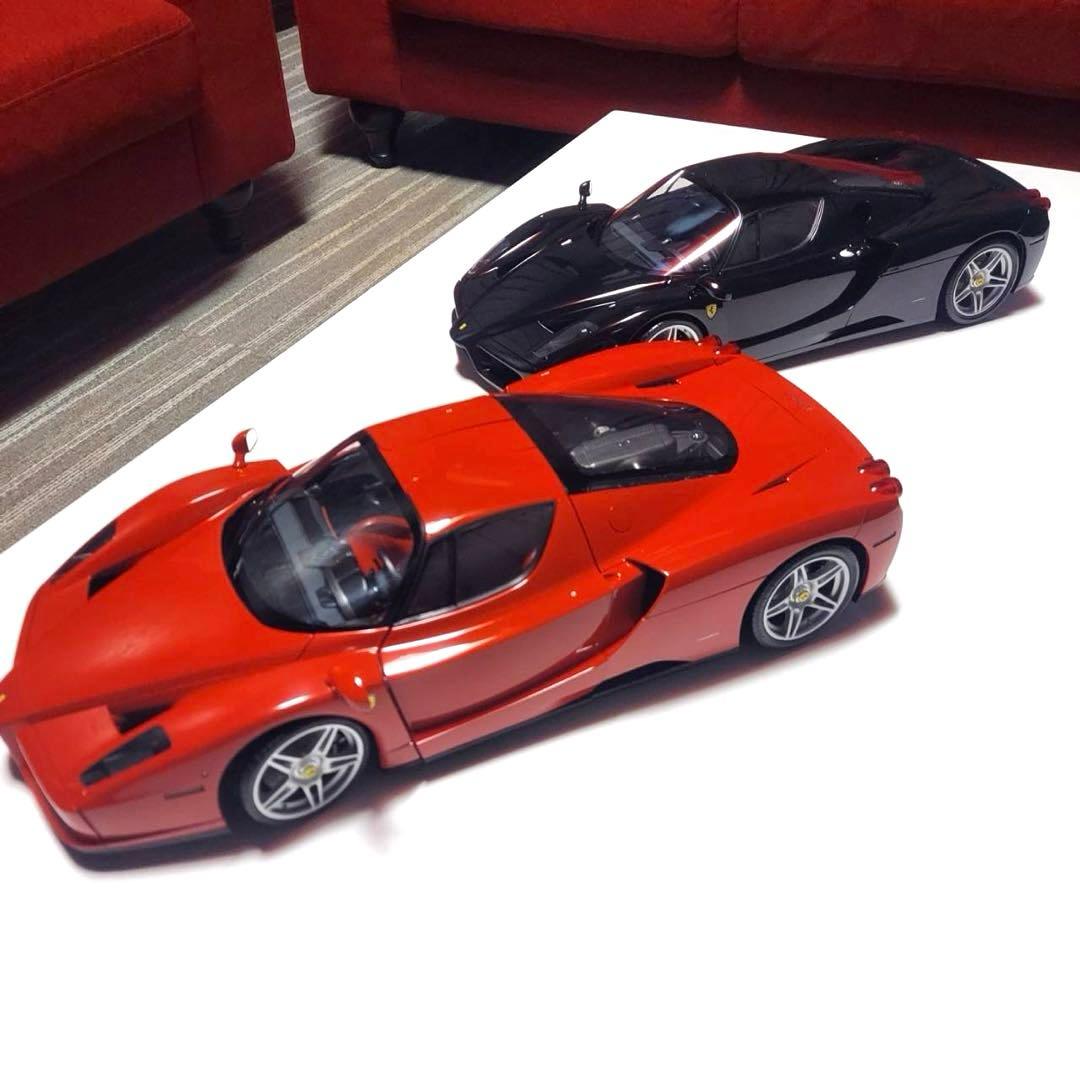 タミヤ1/12コレクターズクラブスペシャル エンツォフェラーリ 黒赤 2台