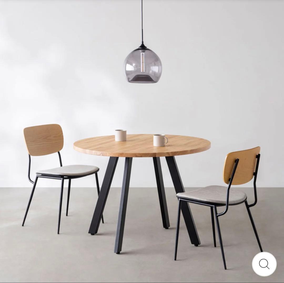 kanademonoラウンドテーブル カナデモノ 円形テーブル　カフェテーブル