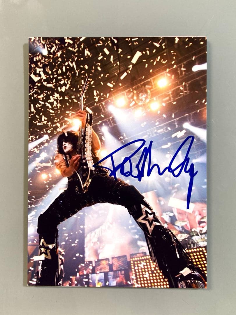 ポール・スタンレー直筆サイン入り2Lサイズ写真…キッス… - メルカリ