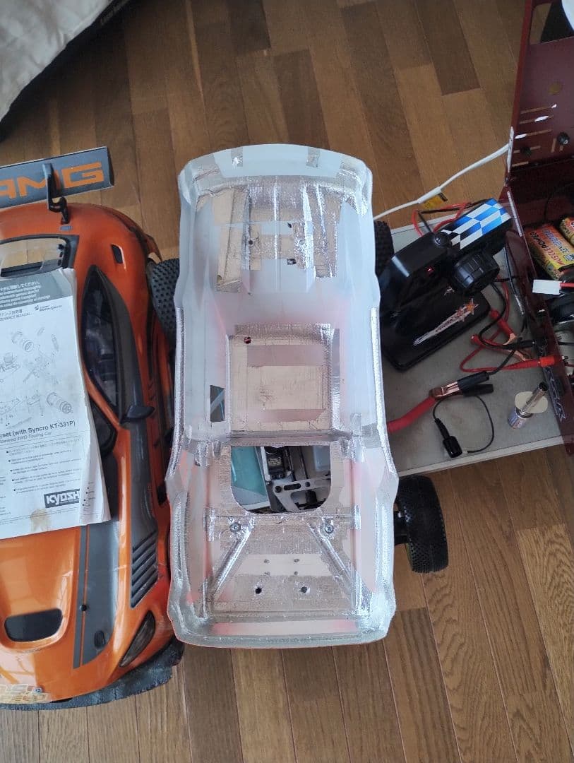 Inferno GT2 ＆ Inferno 各1機のシャーシとプロポのセット