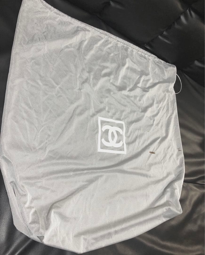 シャネル マトラッセ マグネット式箱 保存袋 大型バッグ空箱 スポーツ