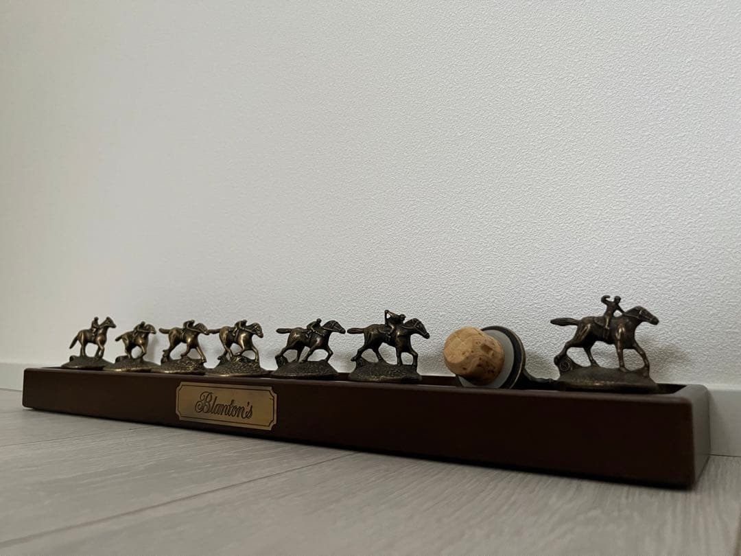 ブラントンボトルキャップ台座 - メルカリ