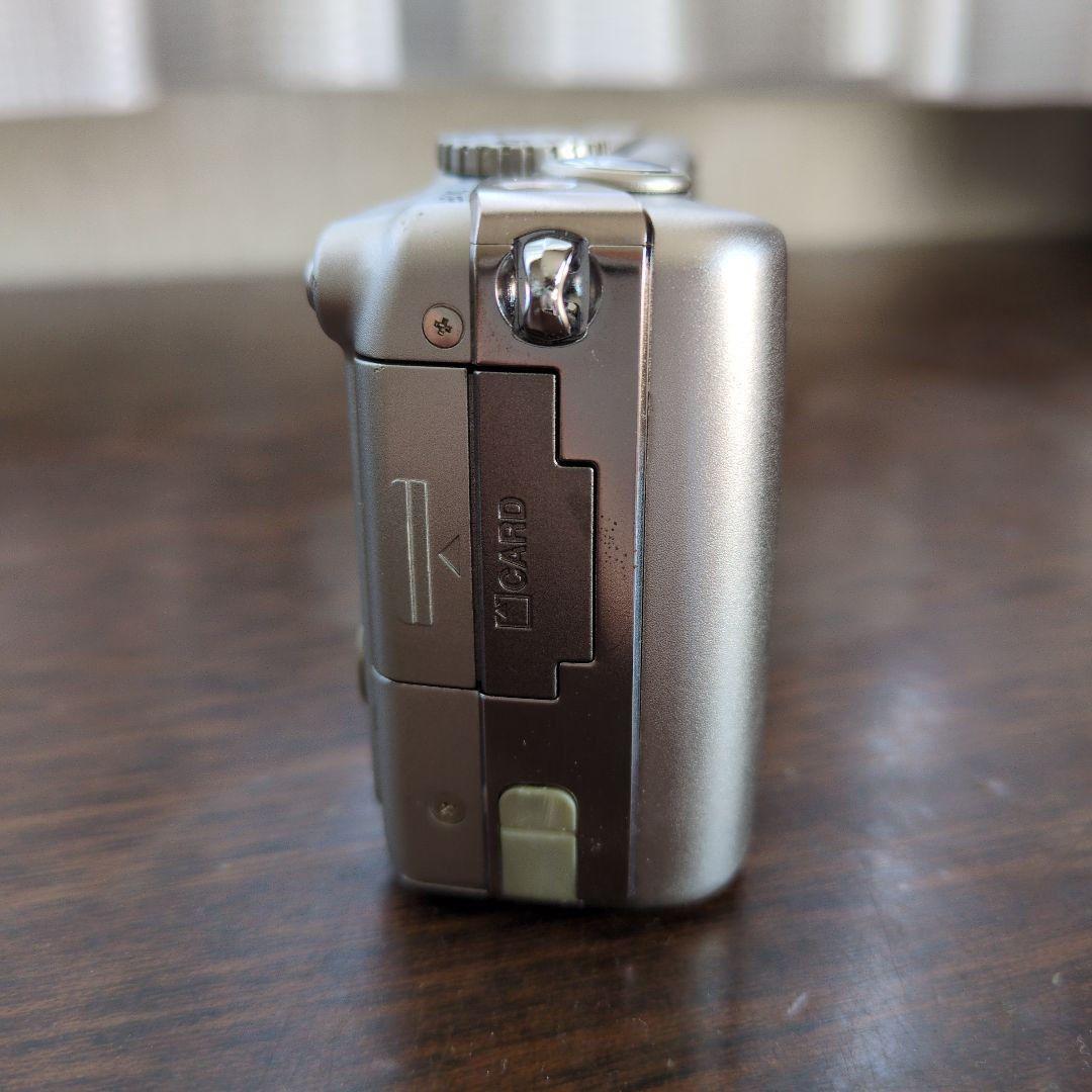 Nikon COOLPIX 7900 コンパクトデジタルカメラ