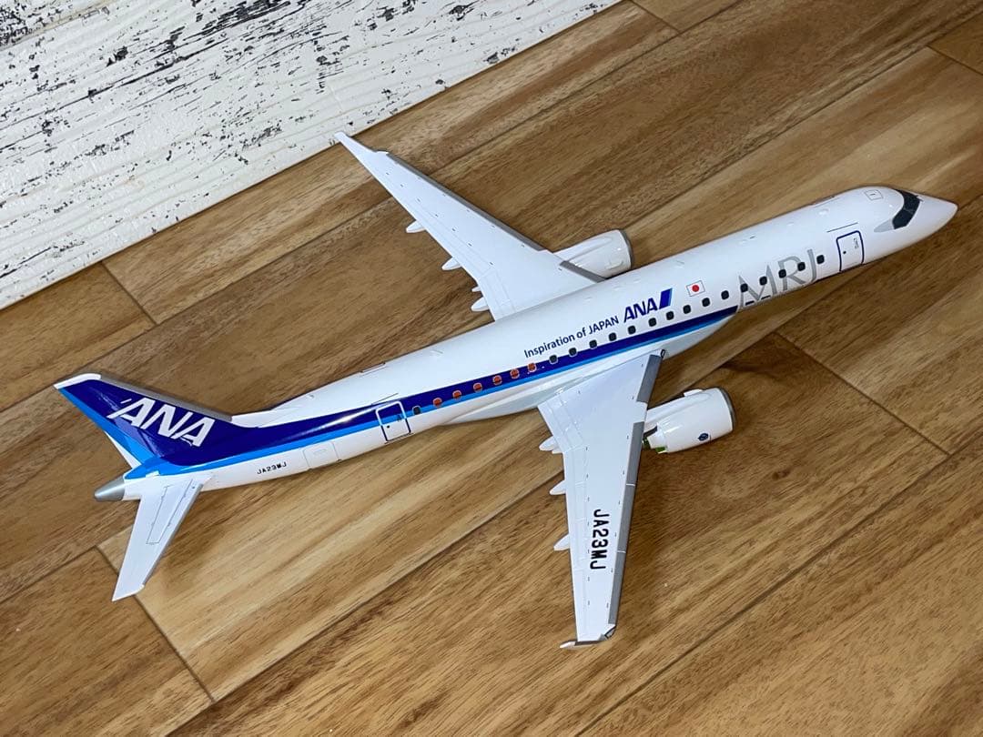 本体美品]三菱航空機 MRJ90 1:100 JA21MJ[MR19009]