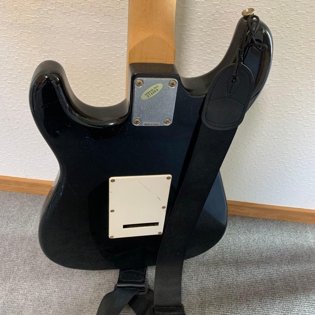 エレキギター ブラック ストラトキャスタータイプ