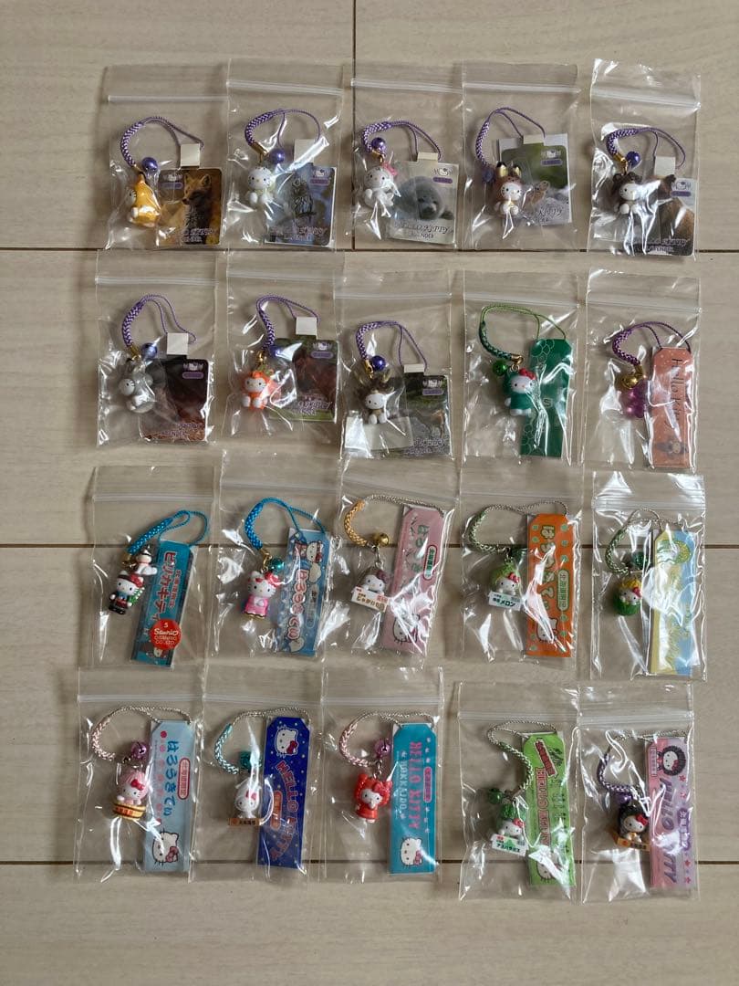 ご当地キティ 根付 まとめ売り①