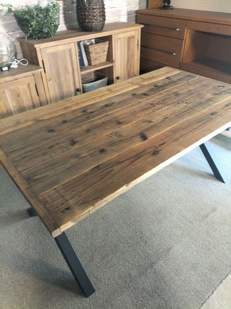 【値下げ中】ダイニングテーブル◆４人用◆テーブル◆モデルルーム展示品(GAK⑮)