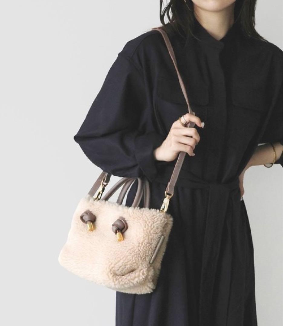 新品★ヴィオラドーロ2wayファー トートバッグ ショルダー★牛革ムートン ボア