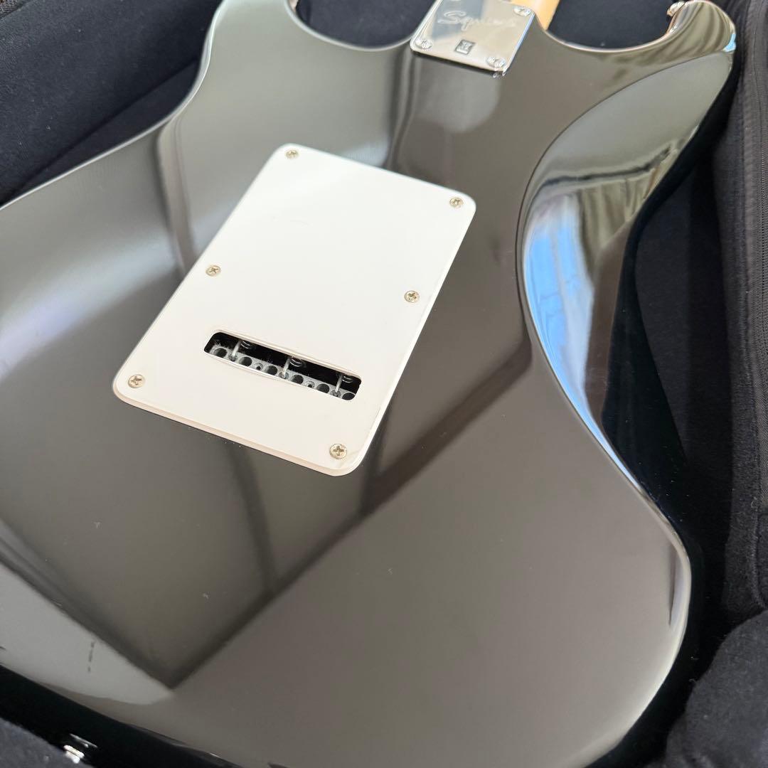 Squier スクワイア エレキギター ストラトキャスター ブラック