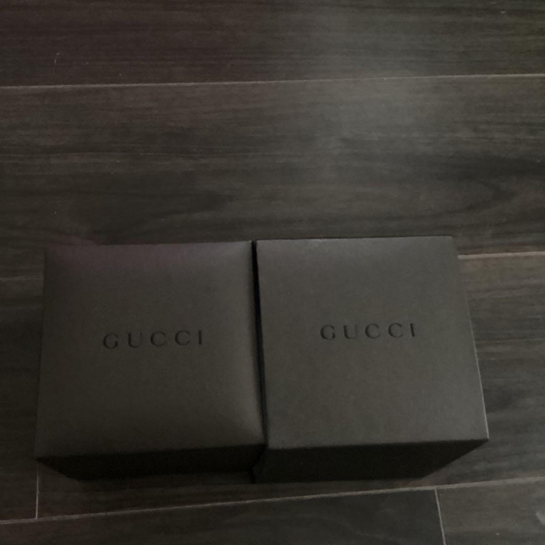 GUCCI チェンジベゼルケース&リング4点付きとグッチの時計ケースのまとめ