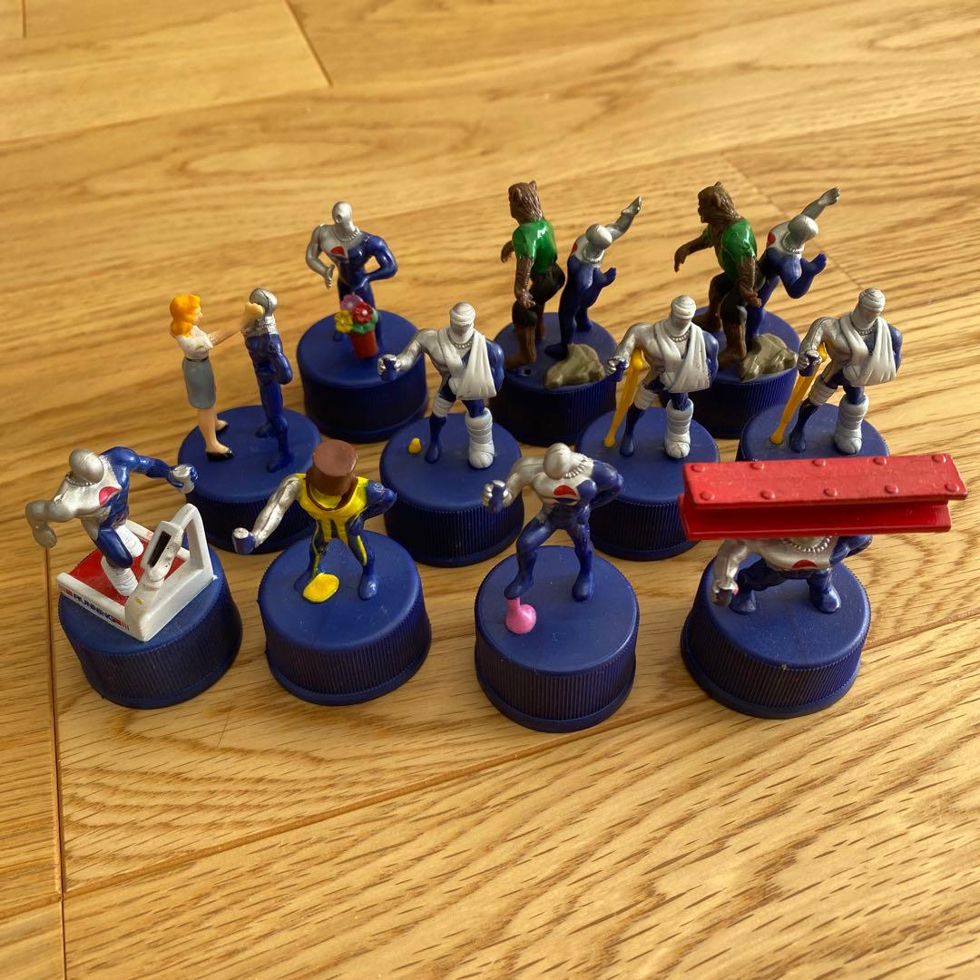 【平成レトロ】ペプシマン ペットボトルキャップ 11個 まとめ売り ペプシマンボトルキャップ