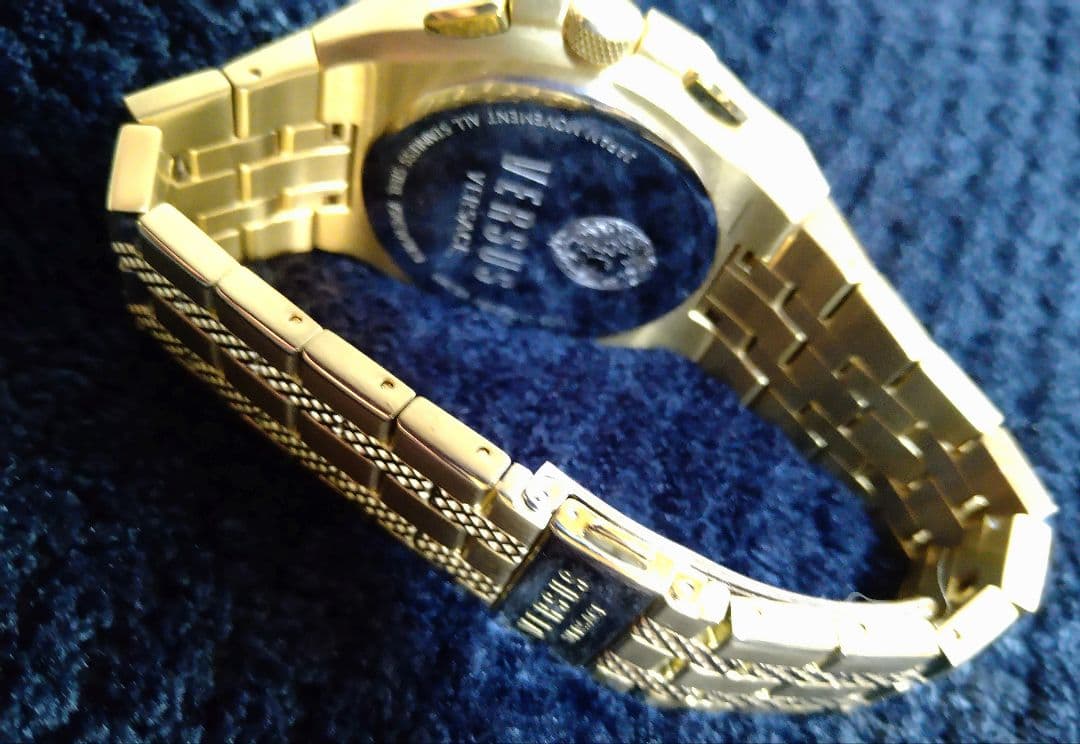 z*0様 VERSUS VERSACE 腕時計