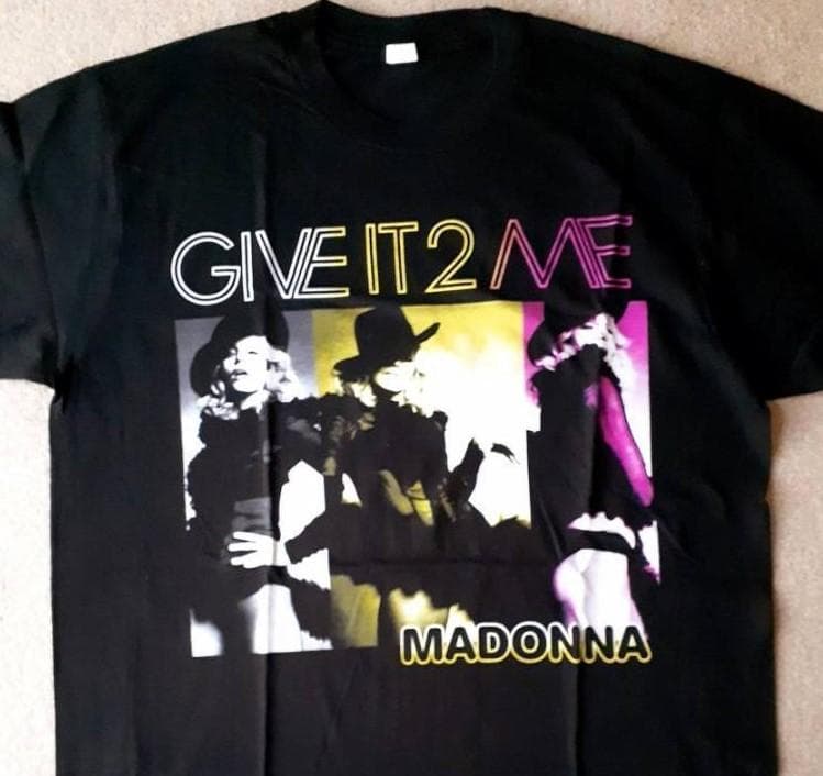 マドンナ 　Sticky & Sweet Tour　マイアミ公演 限定 Tシャツ マドンナ Sticky & Sweet Tour マイアミ公演 限定 Tシャツ 新品