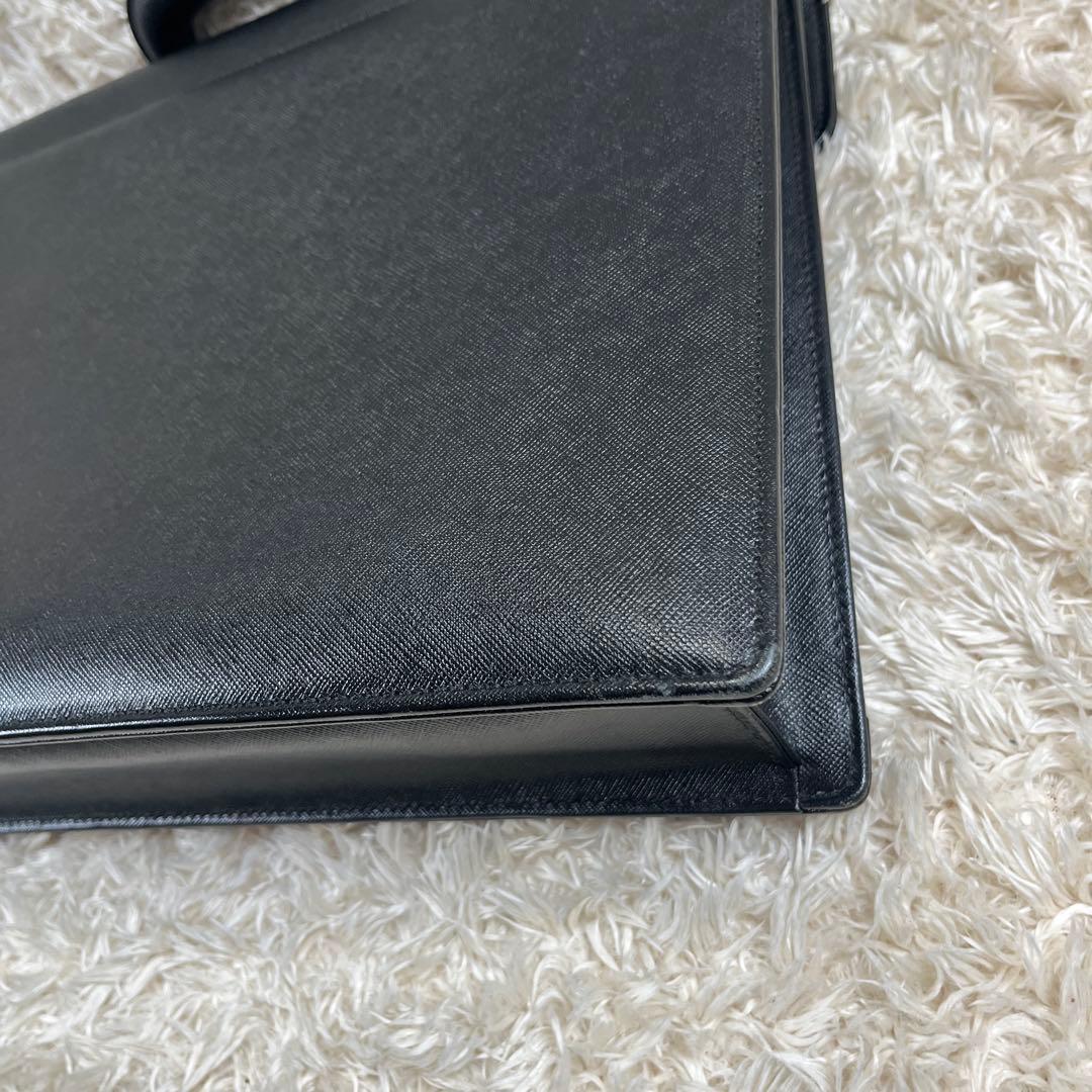 バーバリー ビジネスバッグ ブリーフケース サフィアーノ レザー A4 ブラック