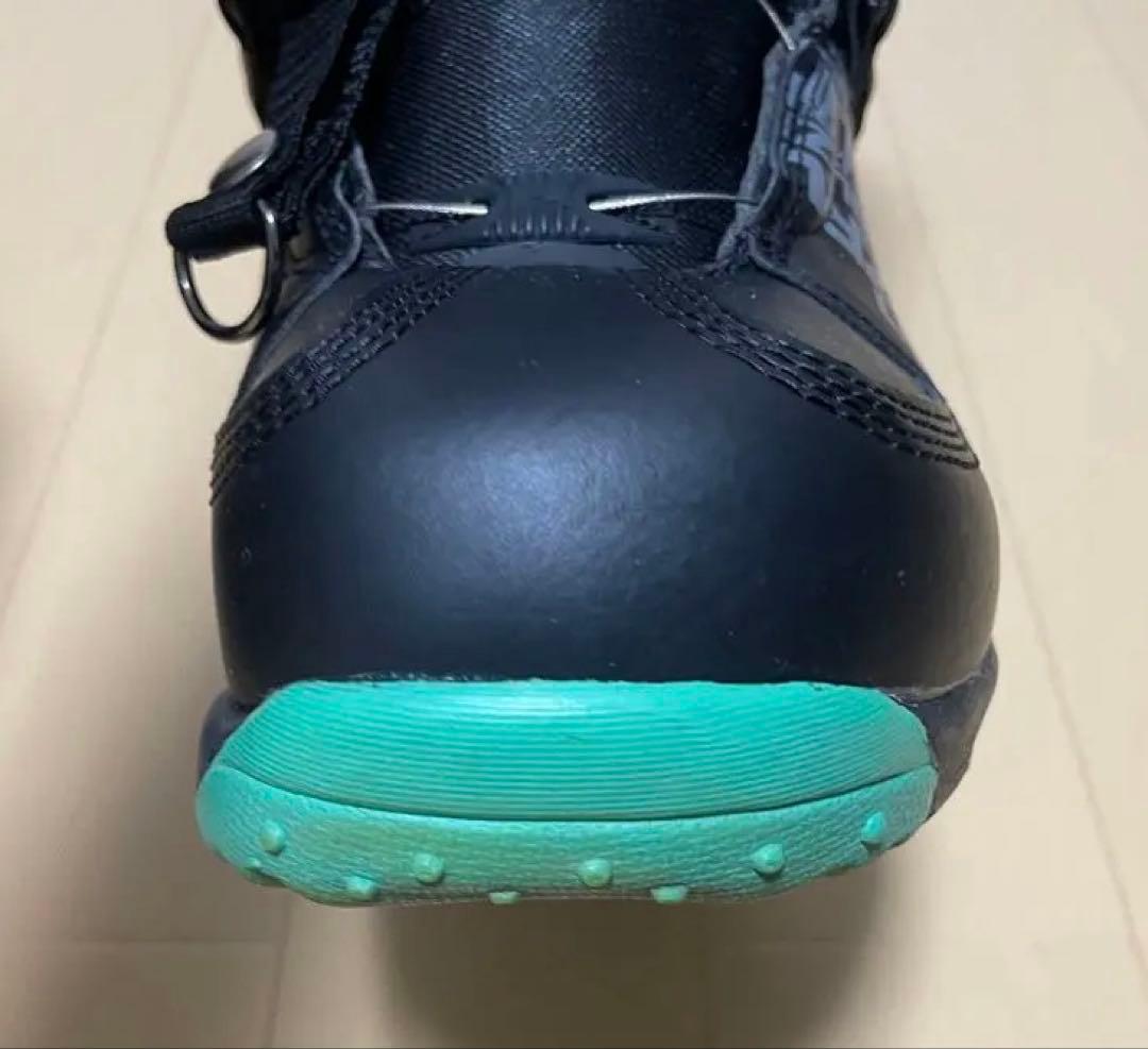 【美品】スノーボードブーツ 28cm BUZRUN