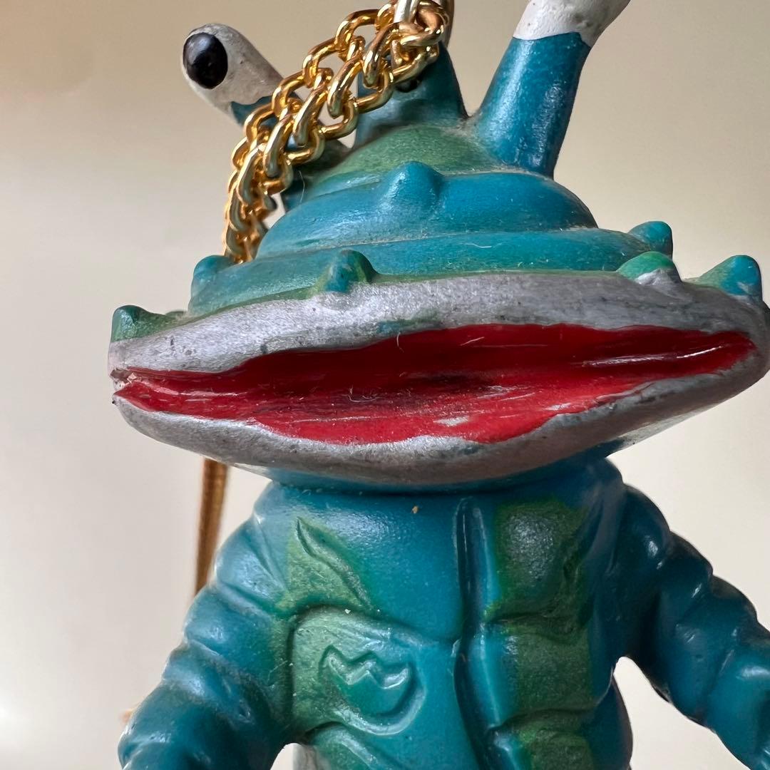 オンラインゲーム・おもちゃ・グッズ - カネゴン ペンダント ソフビ