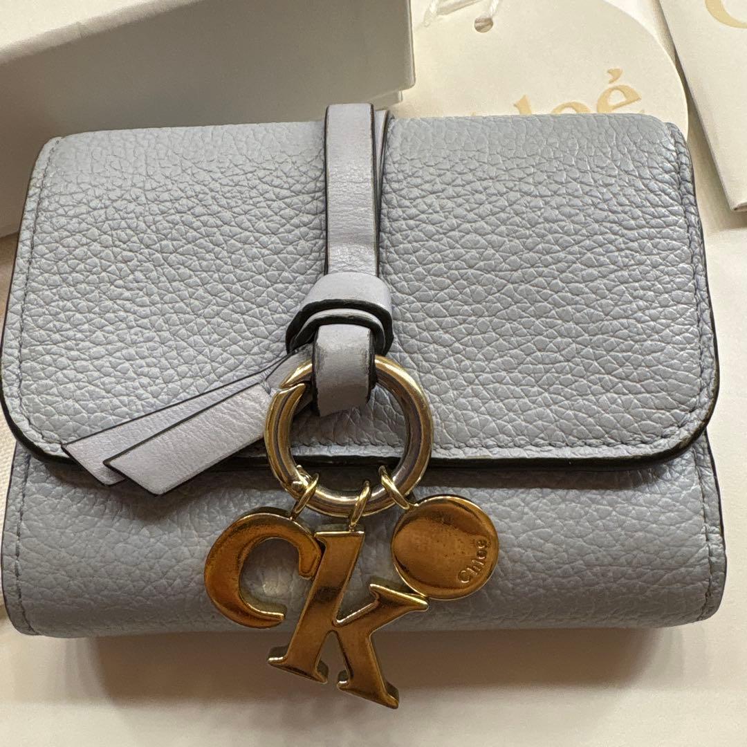 【中古】Chloé 三つ折り財布 イニシャルK,C チャーム付き