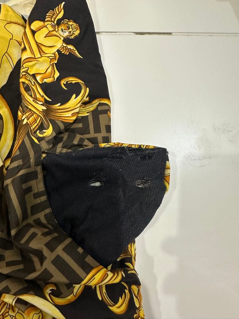 FENDACE FENDI× VERSACE水着 サイズ50 ゴールドバロック - メルカリ