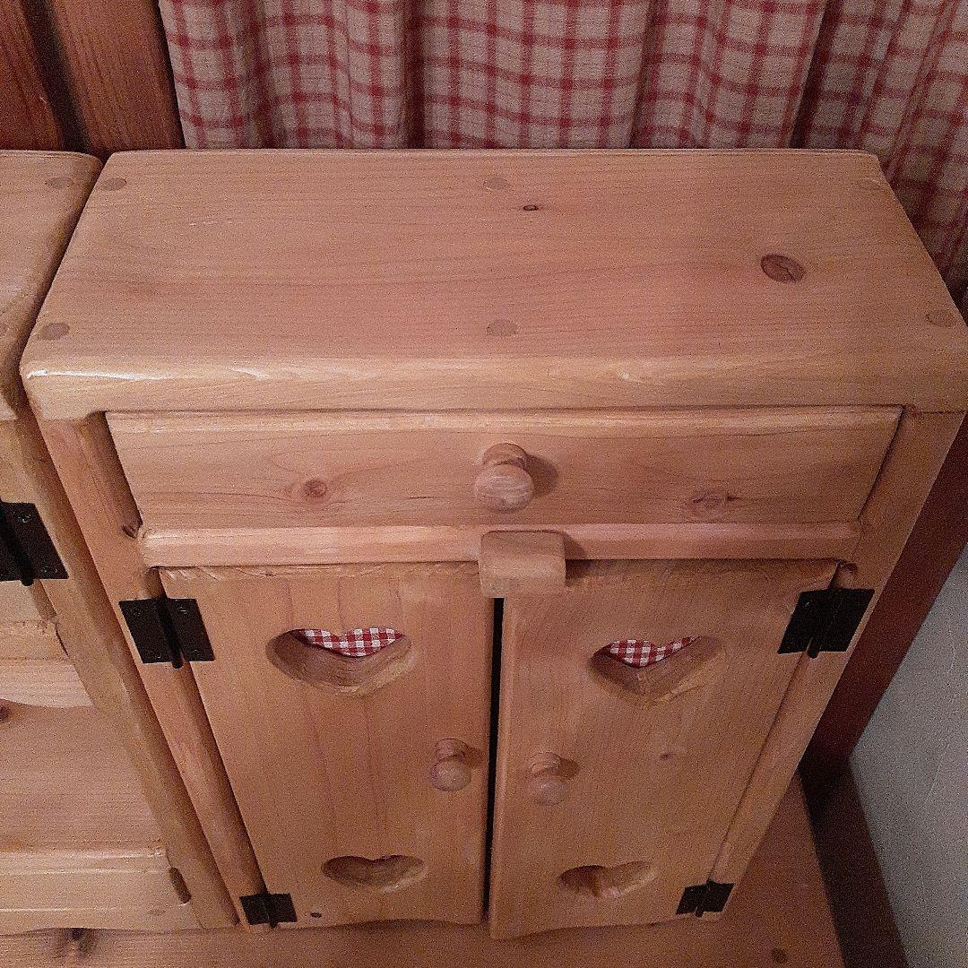 C69.カントリー家具(2点セット)