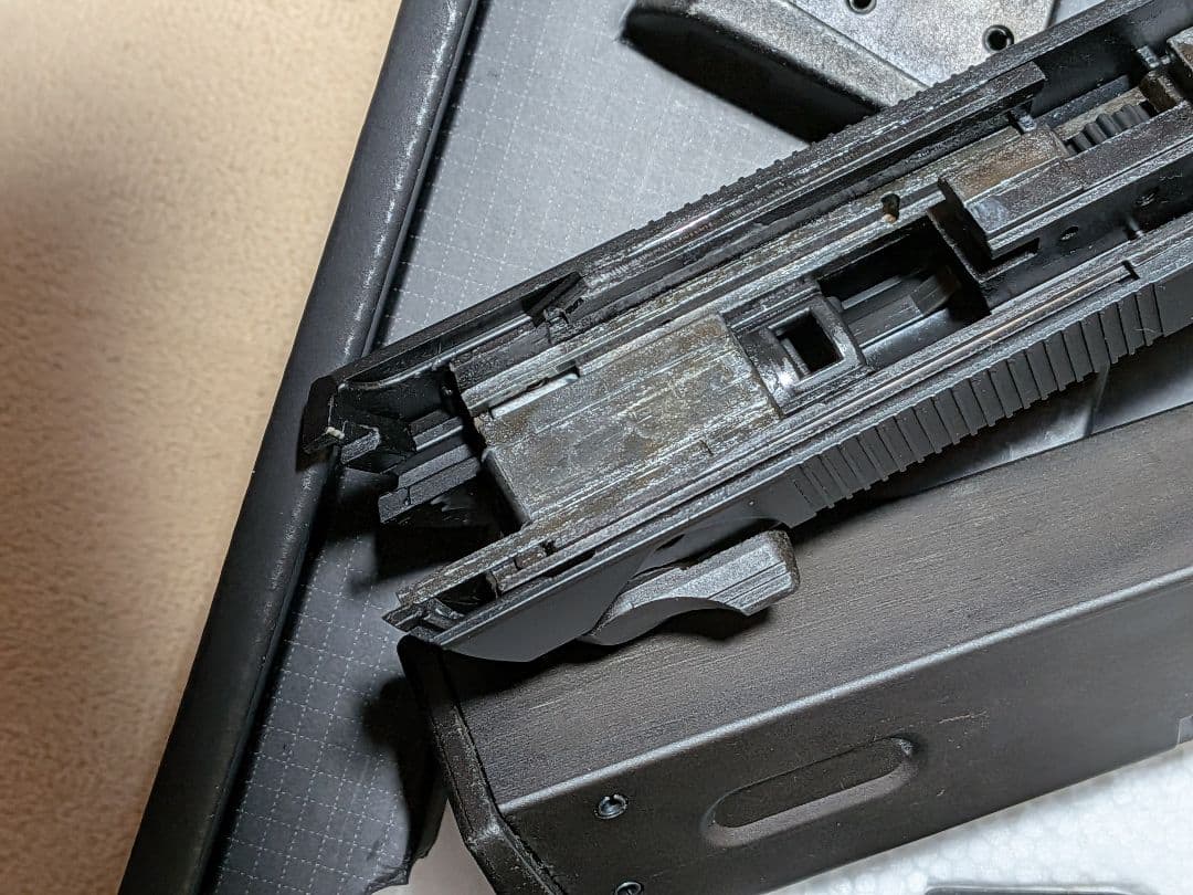 東京マルイ　ベレッタM92F　M9　ガスブローバック　予備マガジン1本付き