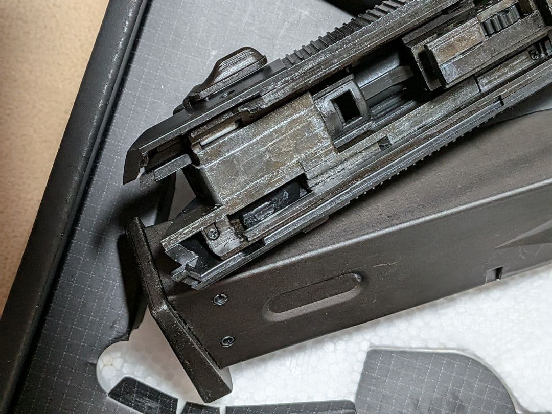 東京マルイ　ベレッタM92F　M9　ガスブローバック　予備マガジン1本付き