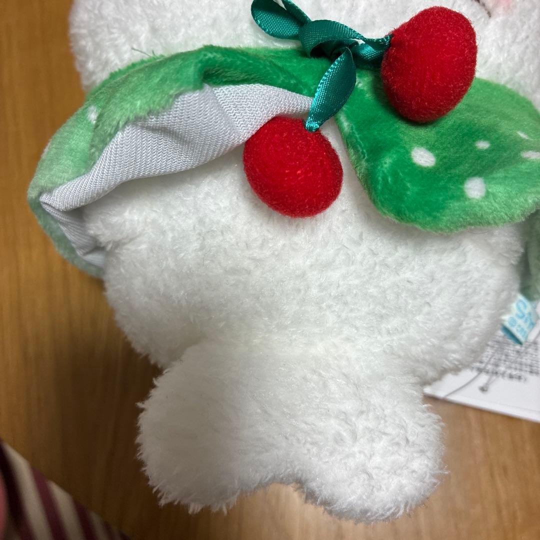 しろたん キラしゅわスイーツくじ 特賞 クリームソーダ　ぬいぐるみ