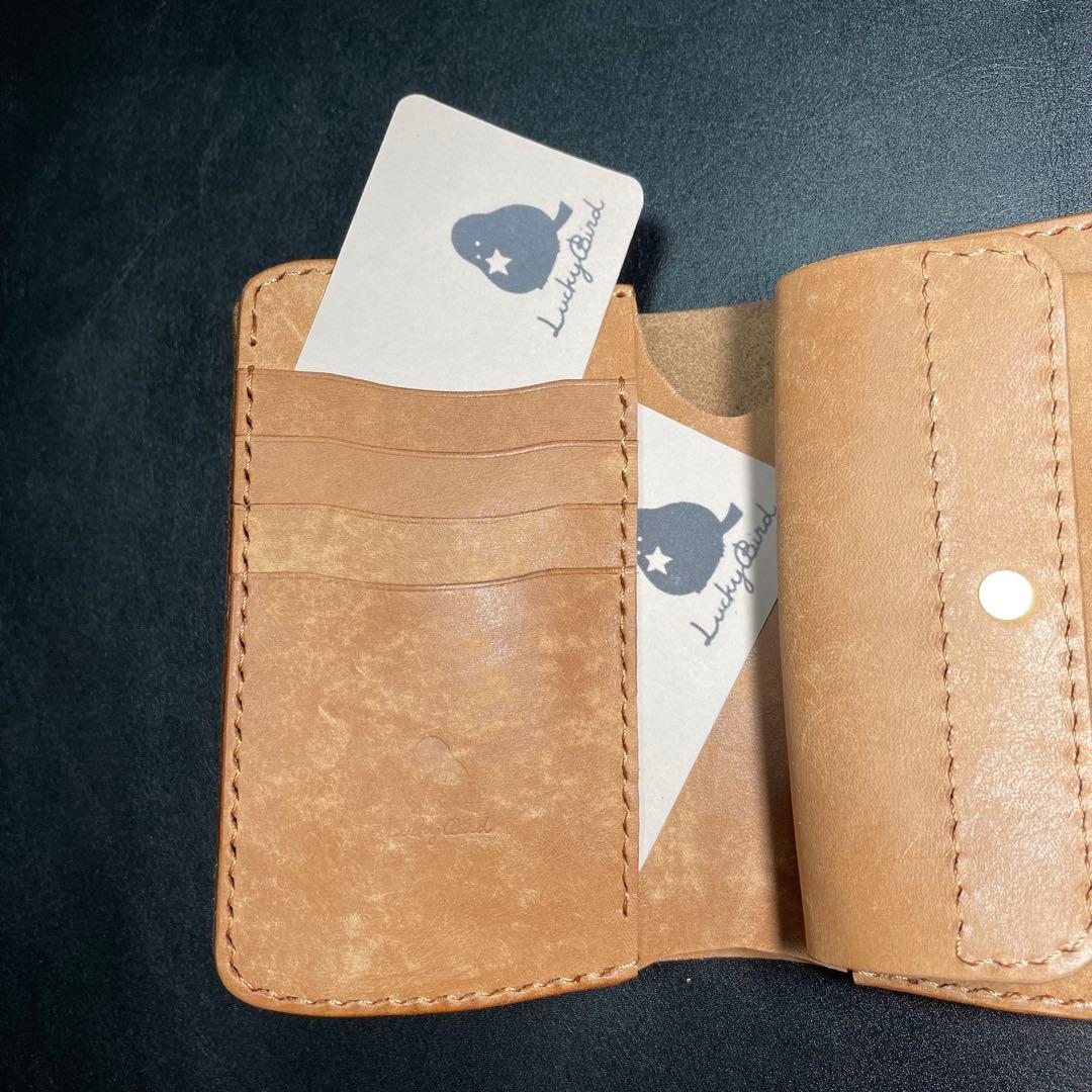 二つ折り財布　マヤレザー　ミドルウォレット　ハンドメイド　シマエナガ【匿名配送】