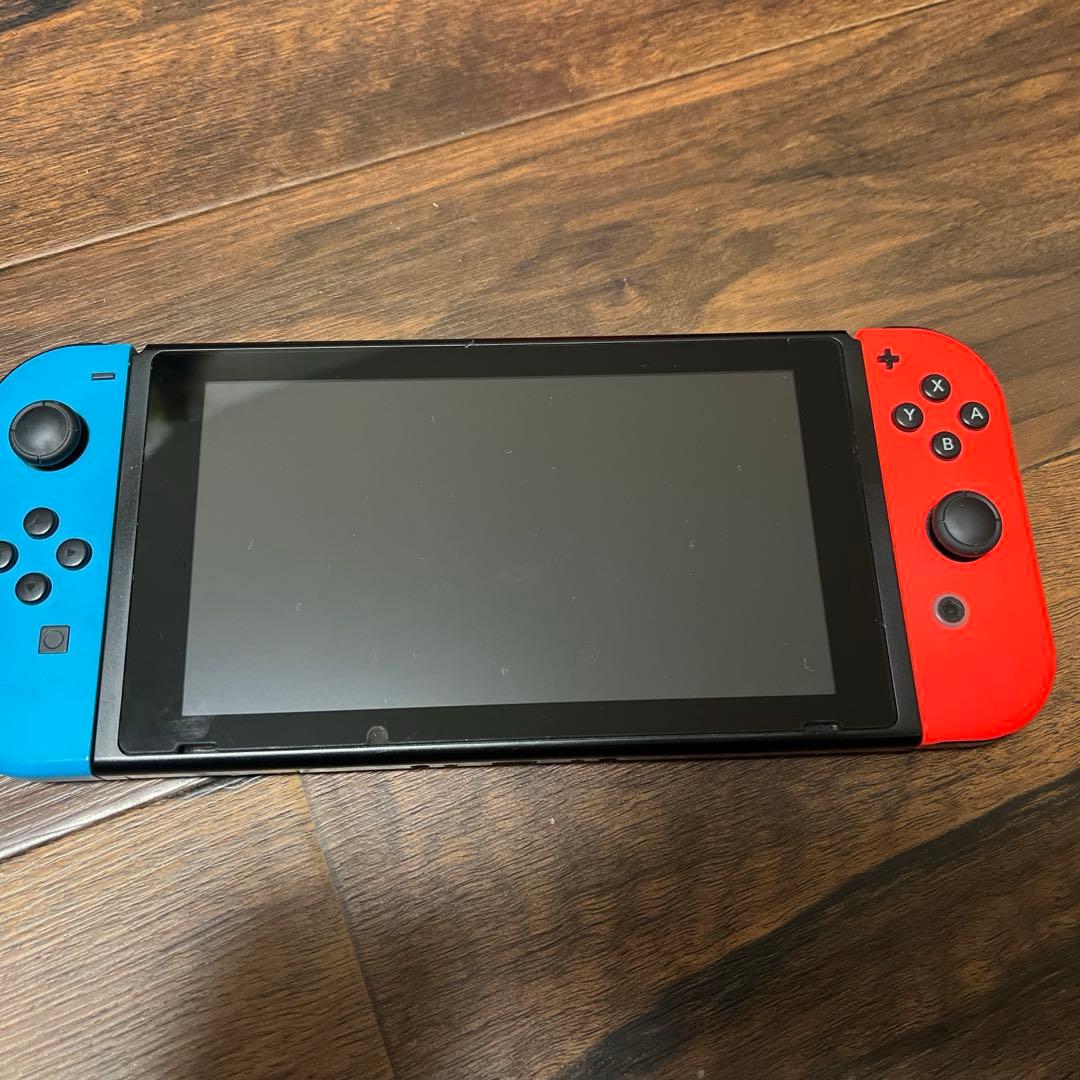 Nintendo Switch 本体 ＋ケース付き