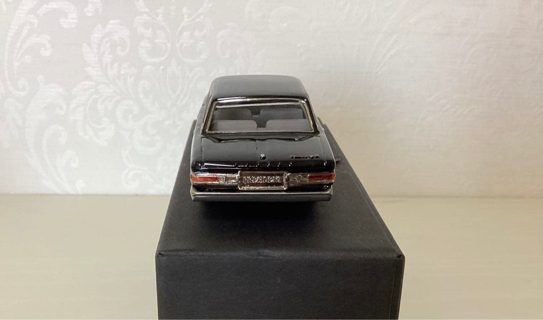 セール1月24日まで日産プレジデント【アイアイアド製】1/43