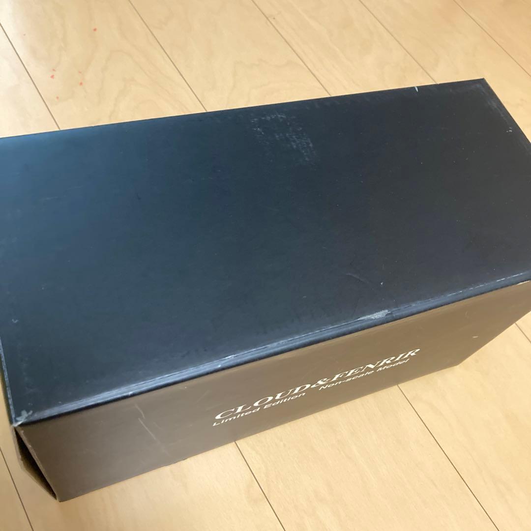 【即購入ok!!】CLOUD & FENRIR 限定版 ノンスケールモデル