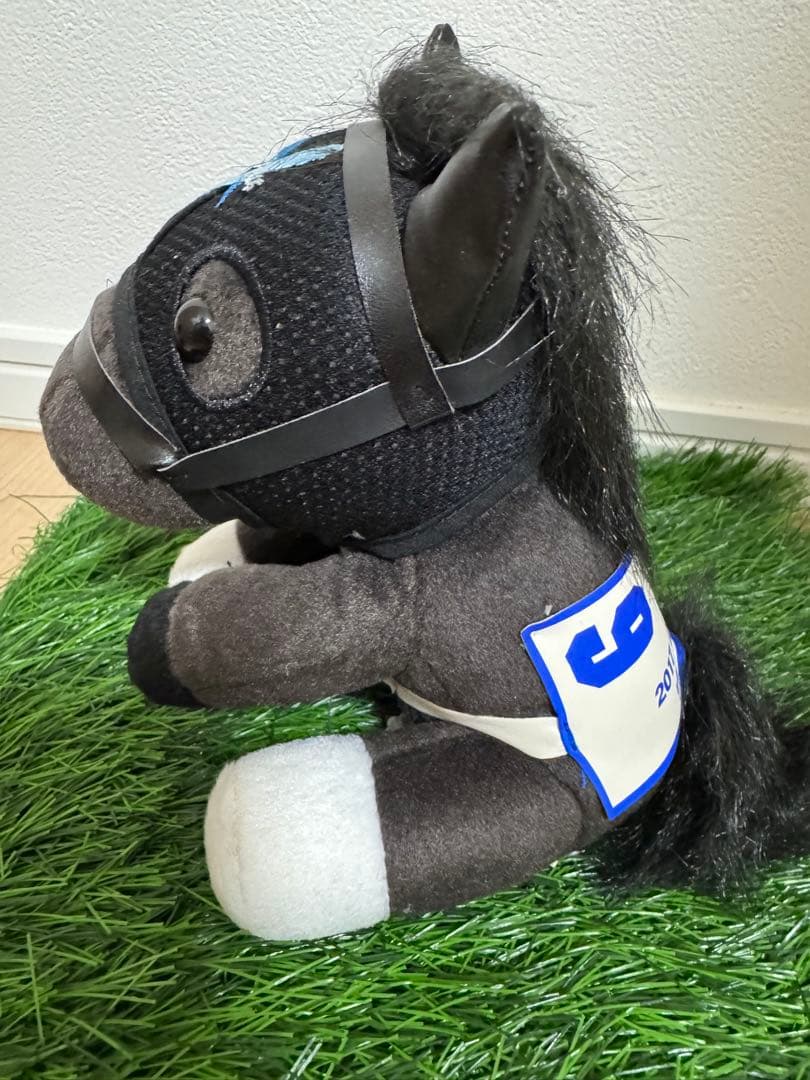 ヴィヴロス　アイドルホース　ぬいぐるみ