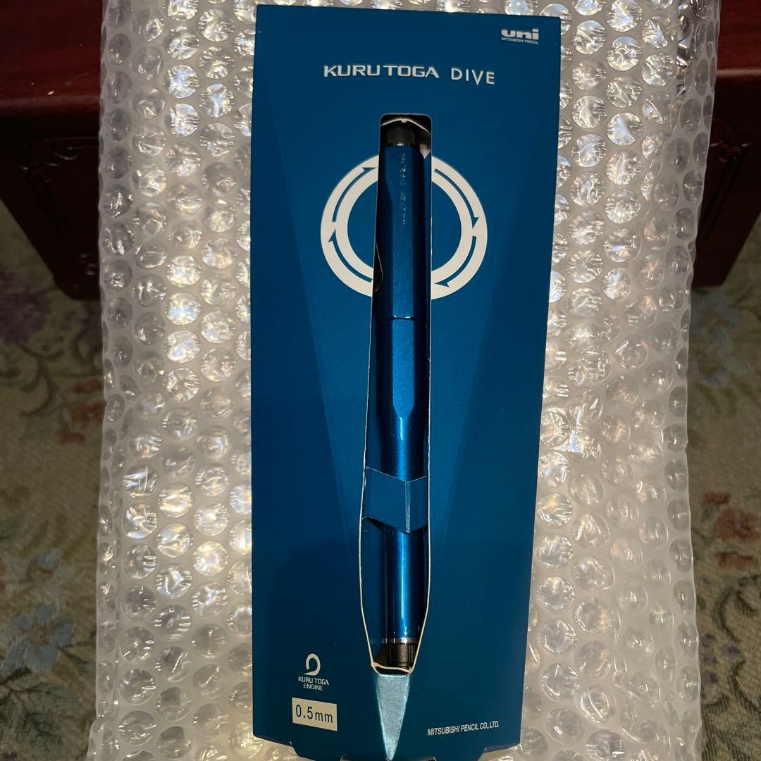 世界5000本限定品グランブルークルトガダイブ