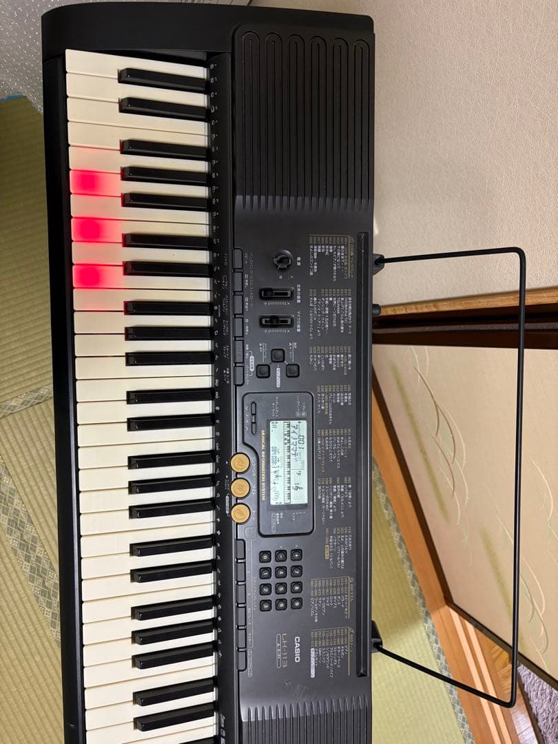 CASIO LK-113 電子キーボード　光ナビゲーション