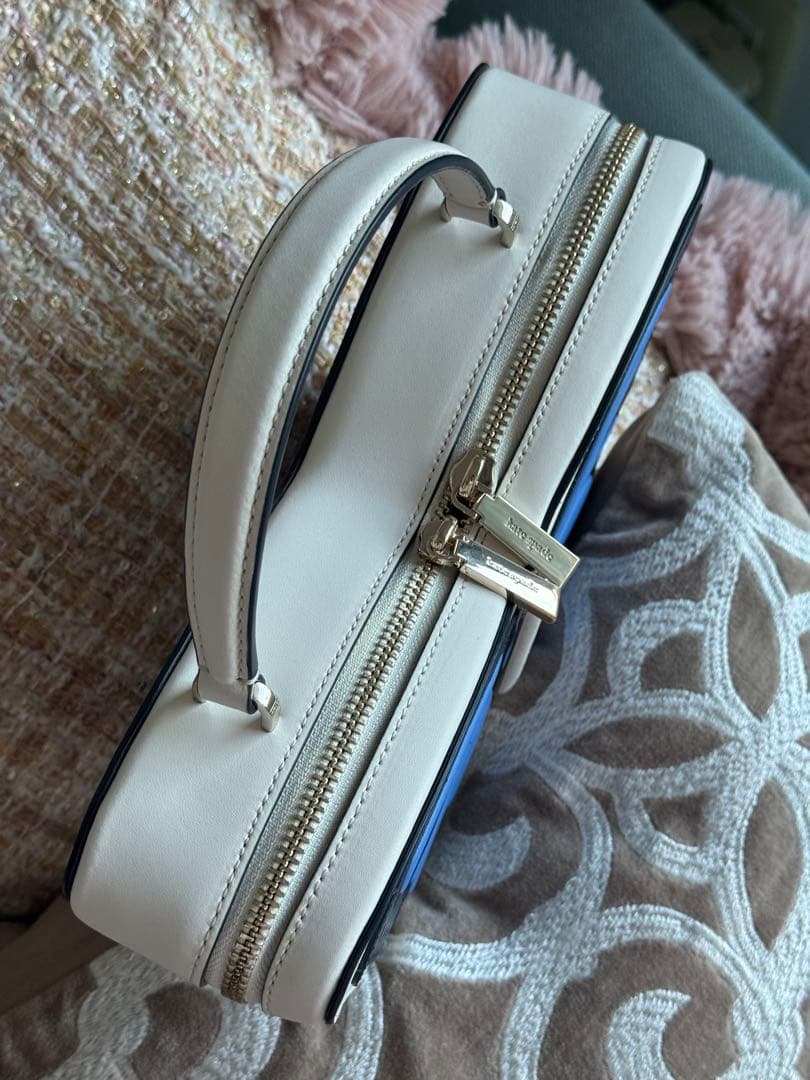 ⭐︎kate spade⭐︎ フラッターフライ 3D クロスボディ ショルダーバッグ