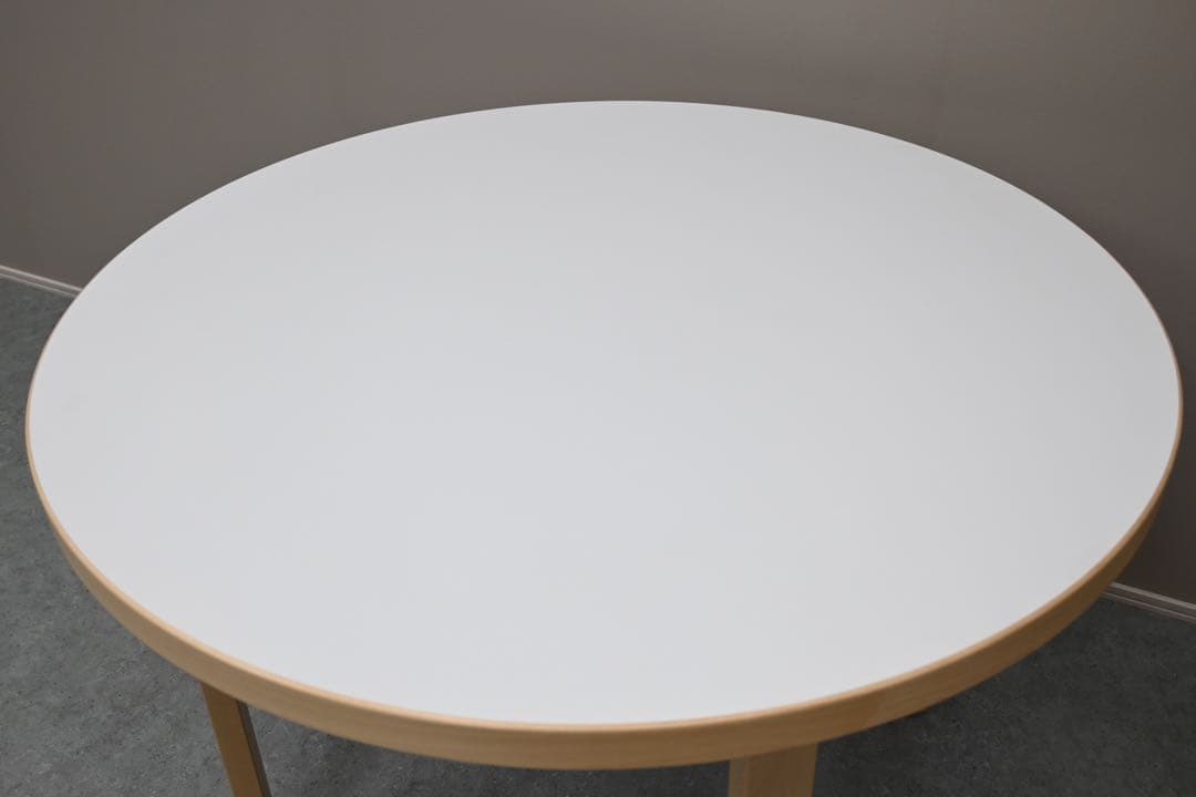 【展示極美品】artek アルテック テーブル 90A アルヴァ・アアルト