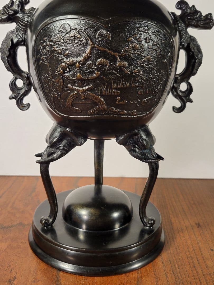 香炉「台付三つ足山水」高岡銅器