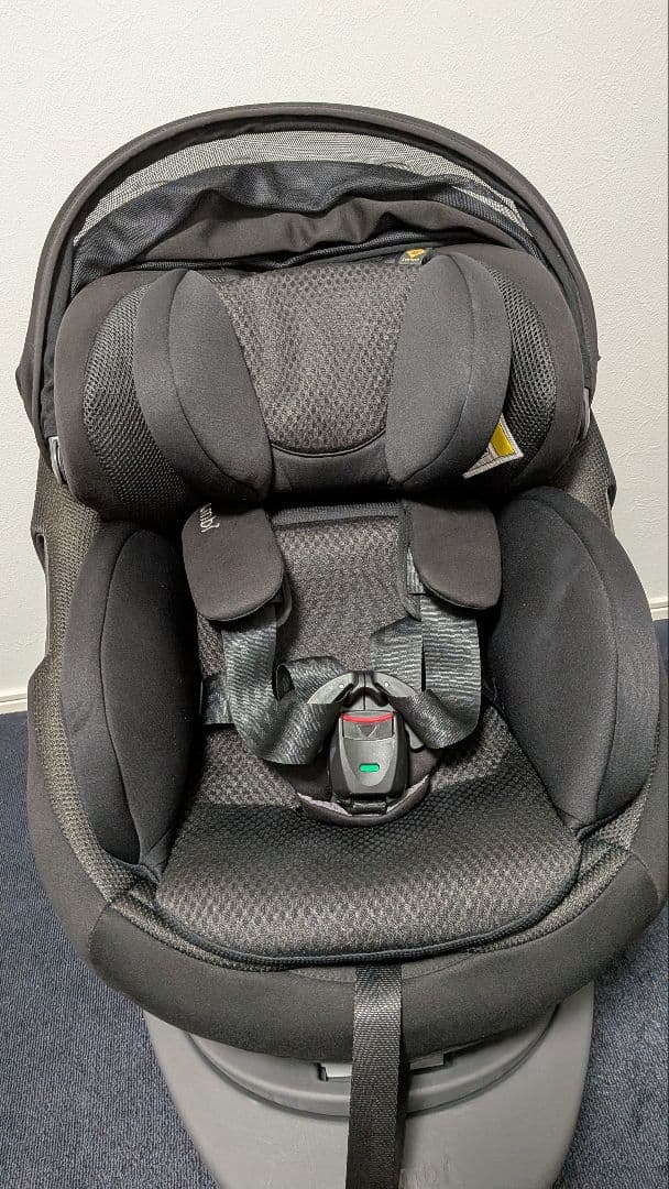 コンビ　チャイルドシート ブラック