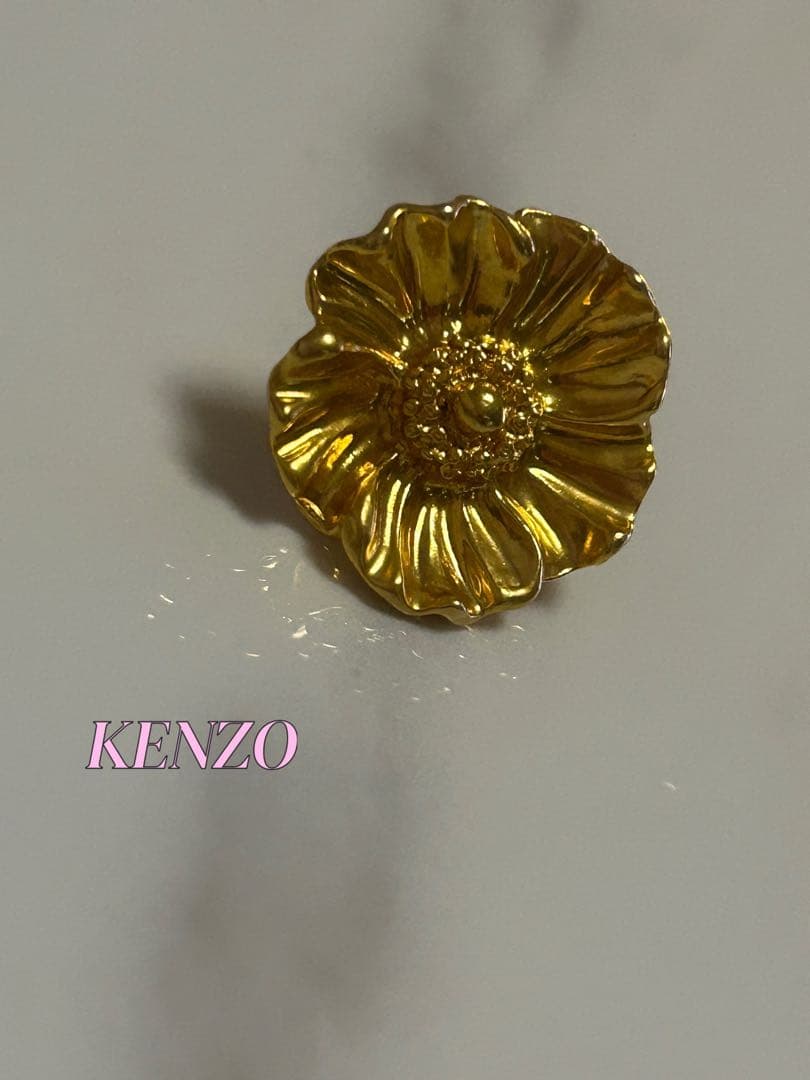 KENZO ケンゾー ゴールド フラワー ブローチ 約3cm - メルカリ
