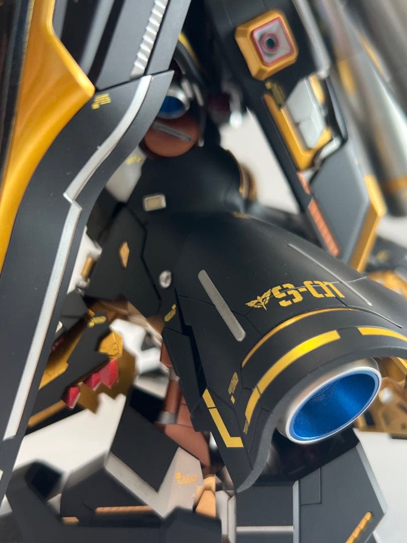 ガンプラ MG 1/100 サザビー Ver.Ka 塗装完成品