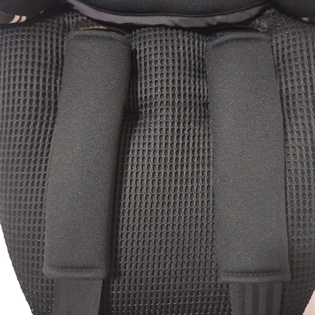 美品　日本育児　トラベルベストECプラス　チャイルドシート　ブラック　TV106