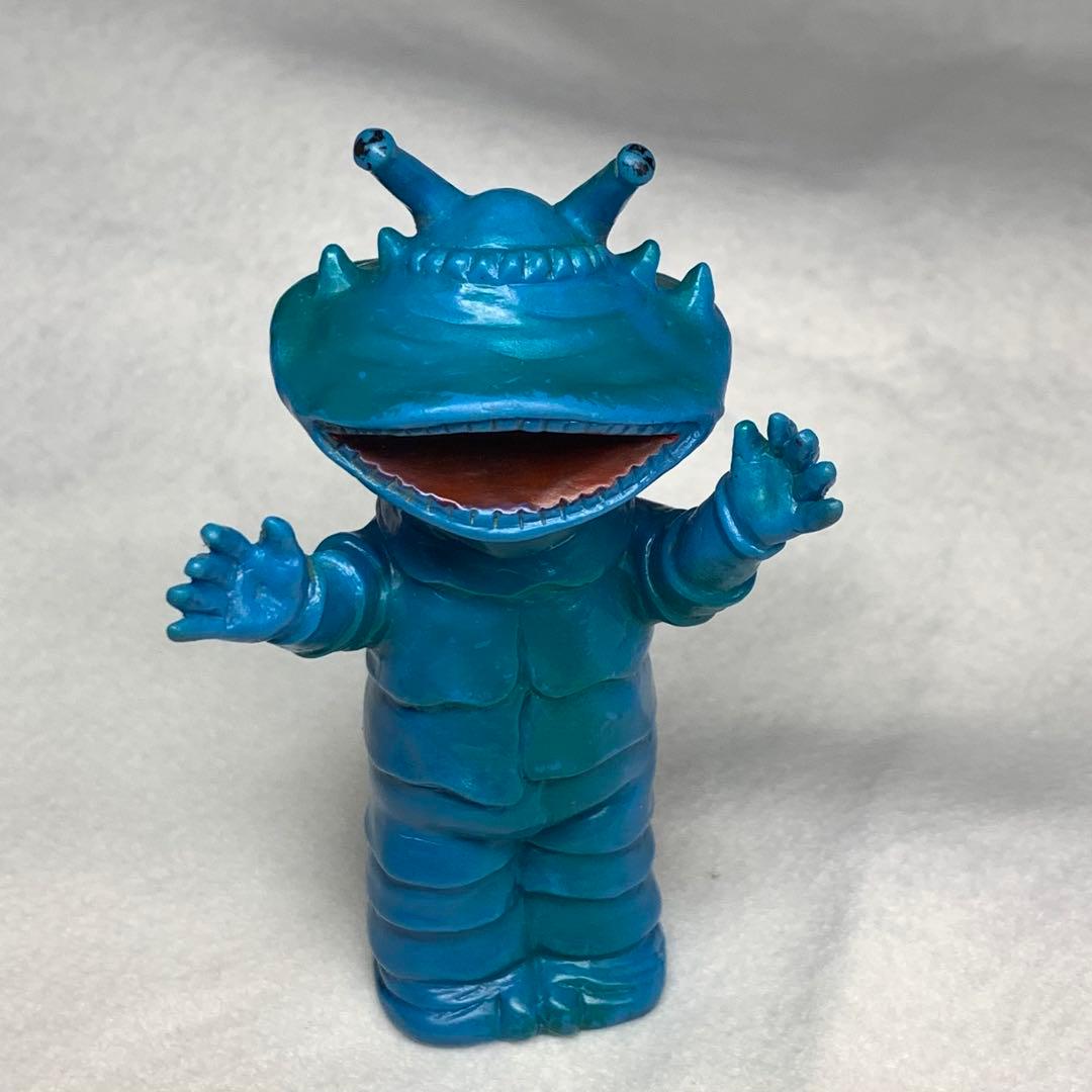 怪獣ジャンボ指人形 カネゴン - メルカリ