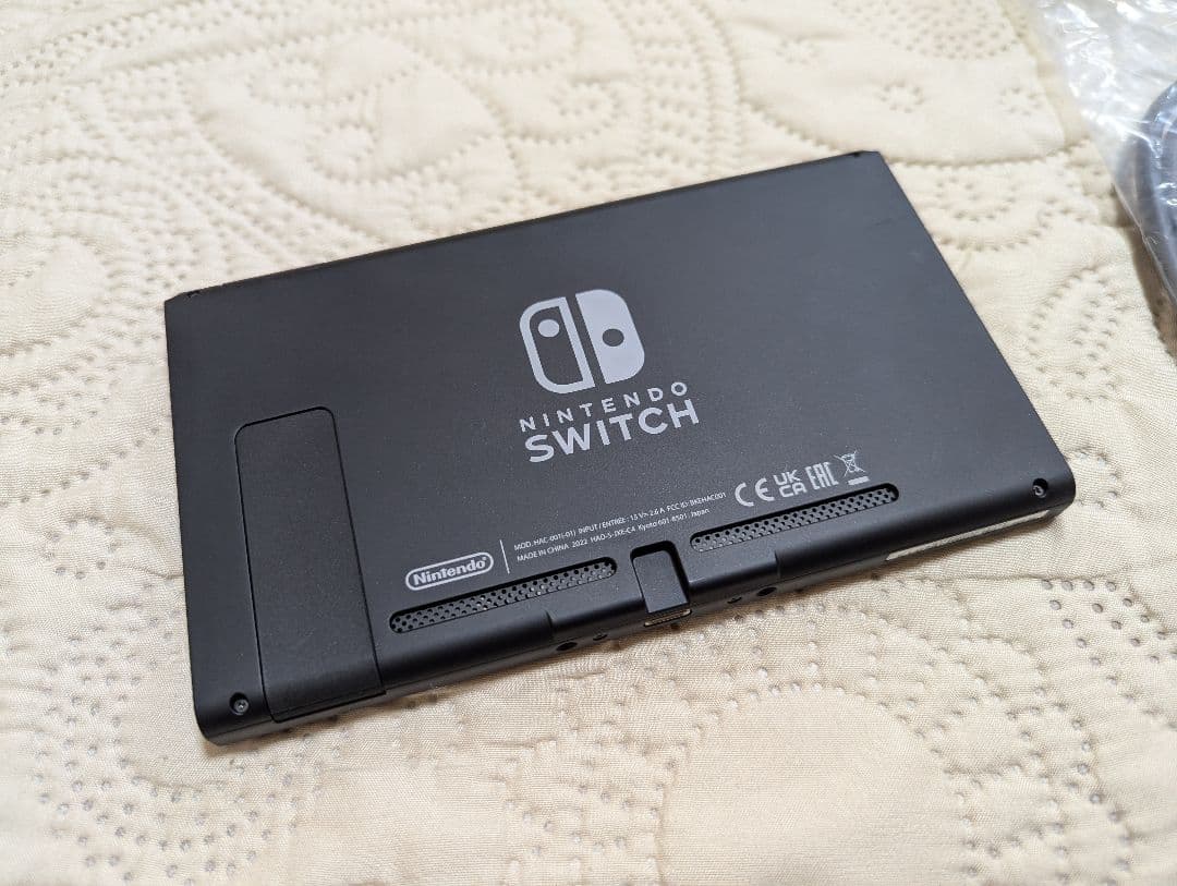 【美品】Nintendo Switch本体 付属品完備